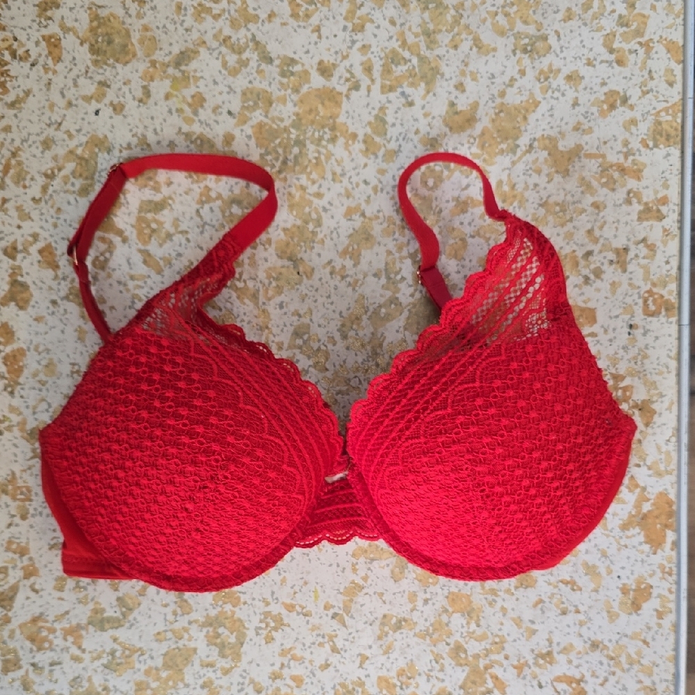 Auden Red Lace Underwire Bra